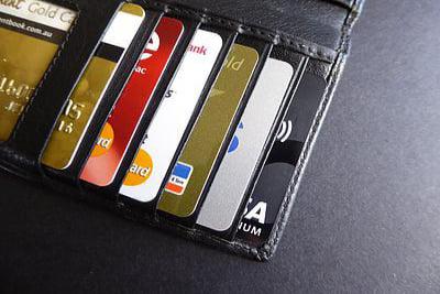 信用卡逾期影响孩子上学吗? 逾期多久会上黑名单？